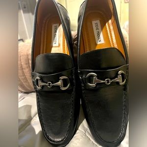 Steve Madden Mens Crant
Loafers Shoes Black Slip-On
Round Moc Toe Buckle 11M